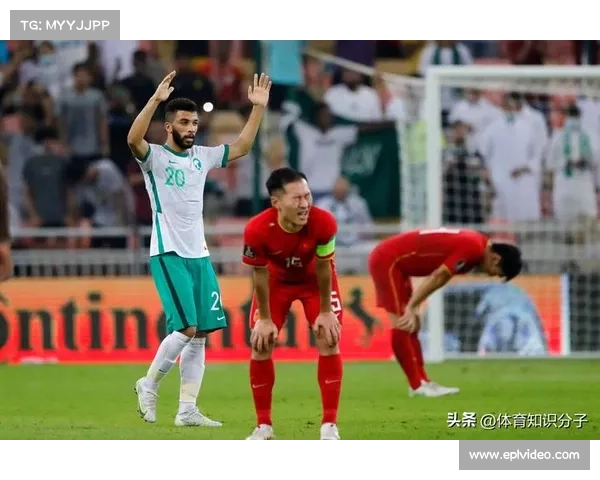 摩纳哥球迷静坐抗议沙特资本介入 强烈反对外资控制俱乐部未来 摩纳哥球迷静坐抗议沙特资本介入 强烈反对外资控制俱乐部未来