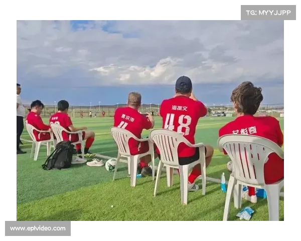 中超推动青少年足球发展 多支球队积极参与公益项目